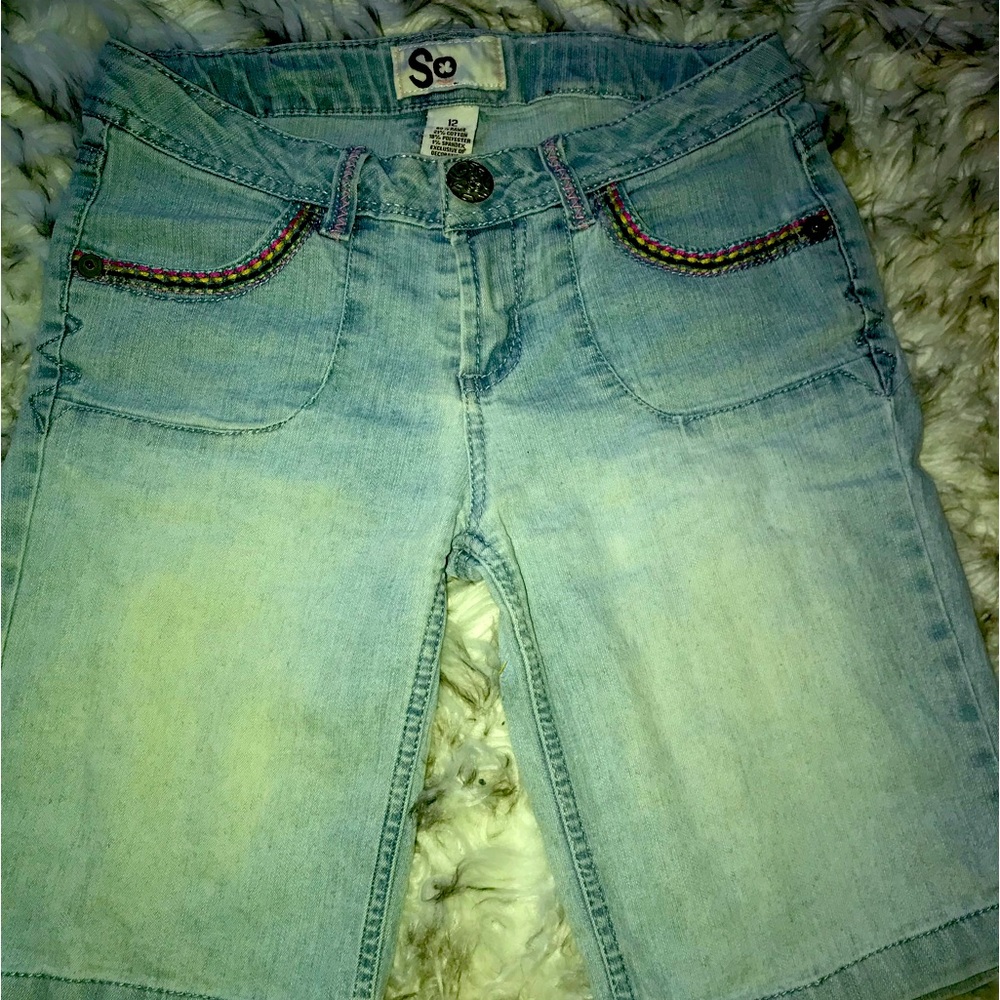 SO size 10 girls medium length shorts
